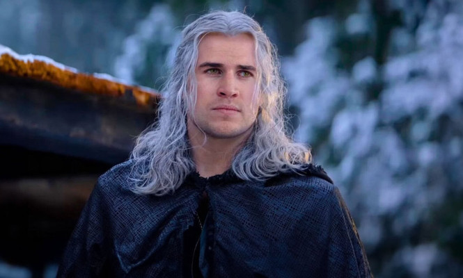 Atriz de Ciri pede aos fãs para darem uma chance a Liam Hemsworth como Geralt