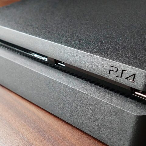 PS4