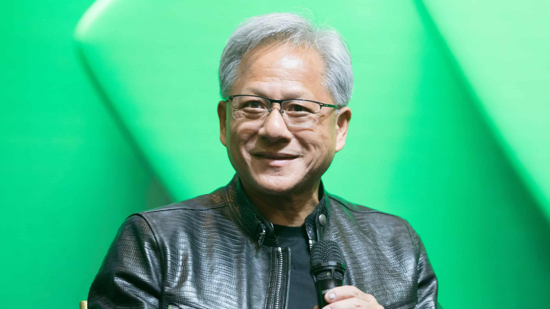 Jensen-Huang CEO da Nvidia ataca “narrativa do fim do mundo” sobre inteligência artificial